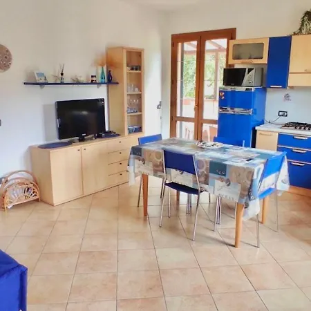 Rio Marina Casa Vacanze Con Aria Condizionata * Rio dellʼElba